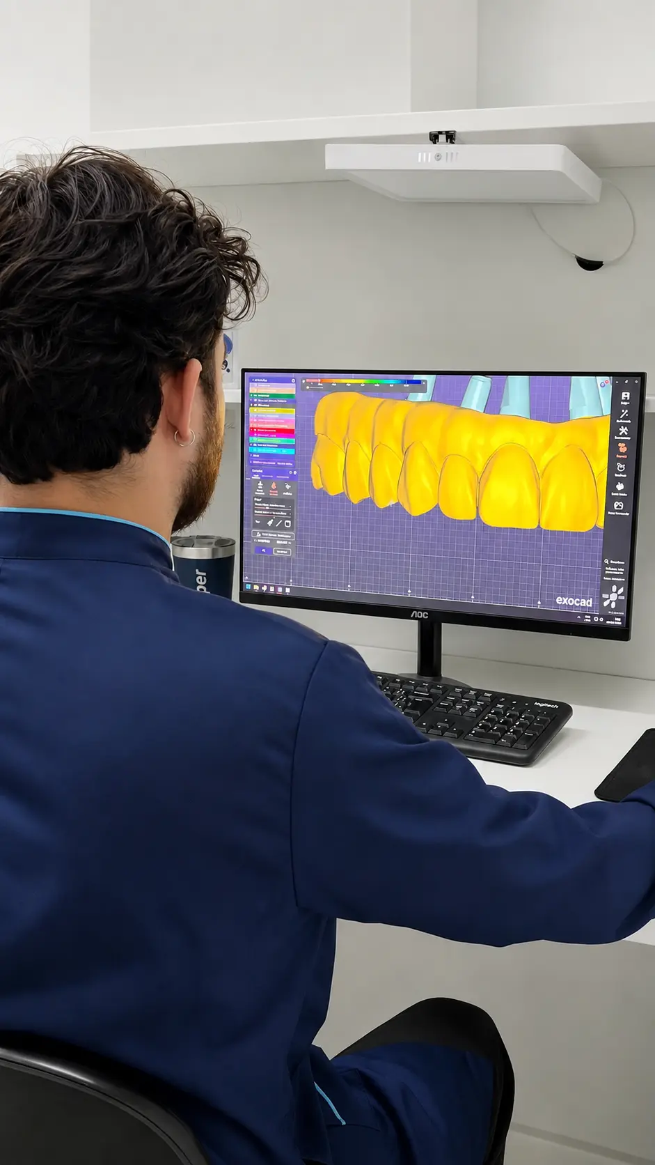 Técnico Balper realizando o planejamento digital de um caso